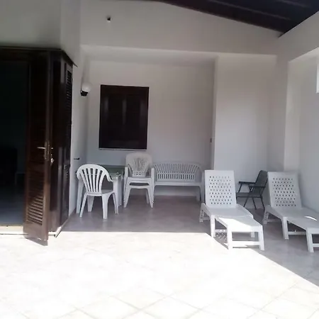 Villa Maki